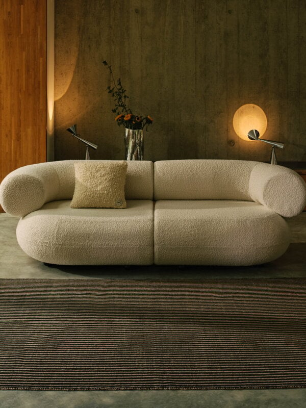 Tom Dixon Line rug, natural - black, decoration image