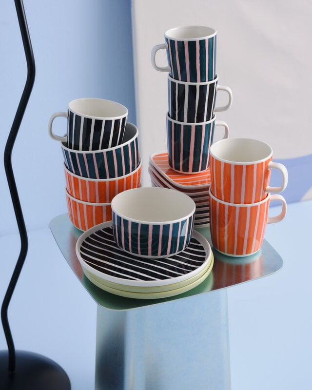 Marimekko Oiva - Piccolo mug, 4 dl, white - light pink - orange, decoration image