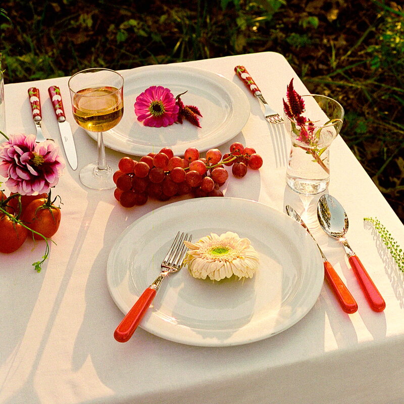 Sabre Paris Pop Unis dinner fork, burgundy, decoration image