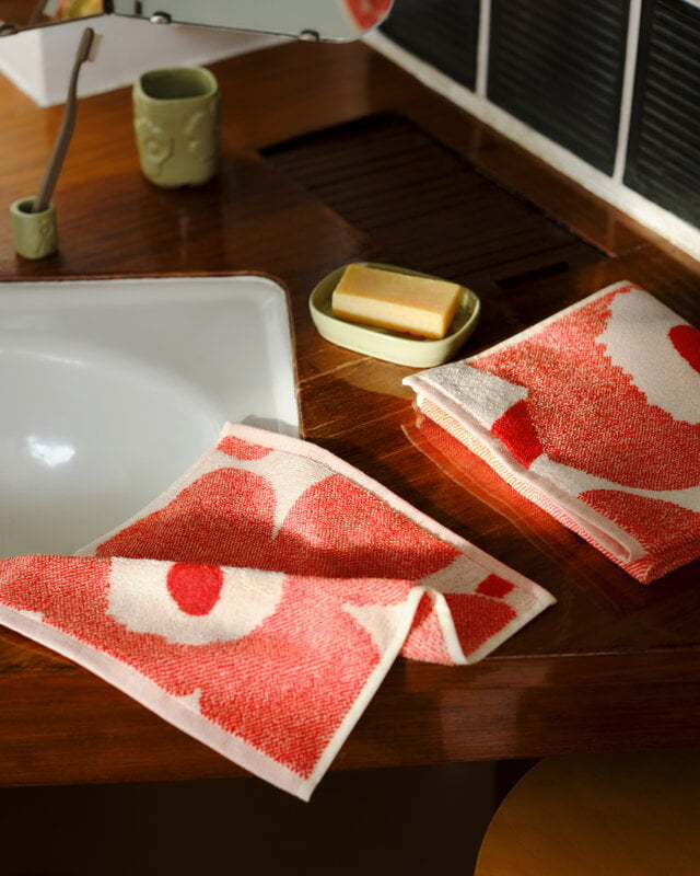 Marimekko Unikko bathroom set, pear, decoration image