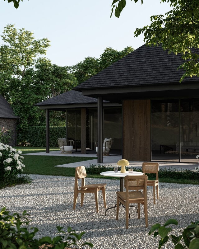 GUBI C-chair Outdoor, teak - HDPE cane, decoration image