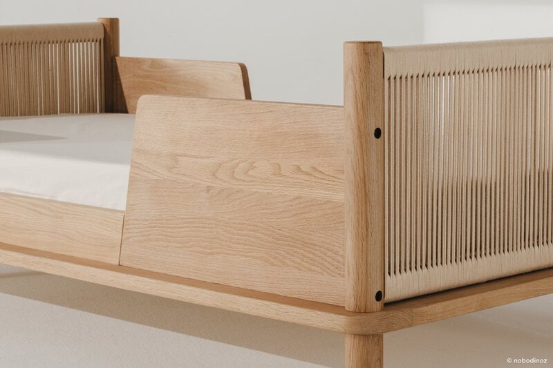 Nobodinoz Latitude Junior bed with 2 safety rails, oak, view 2