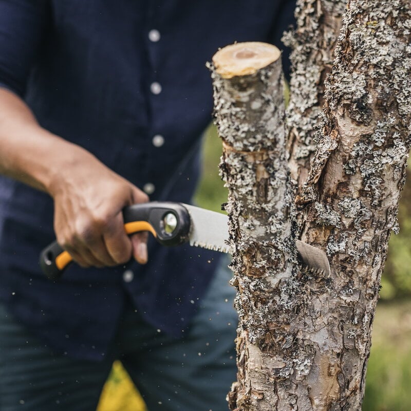 Fiskars Plus folding saw SW68, 15 cm, decoration image
