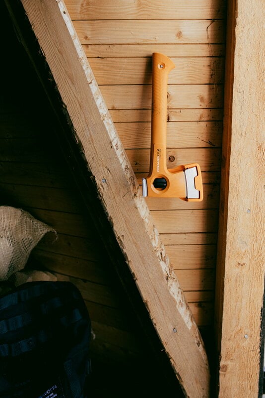 Fiskars X-Series ultra light hiking axe X13, XXS, decoration image