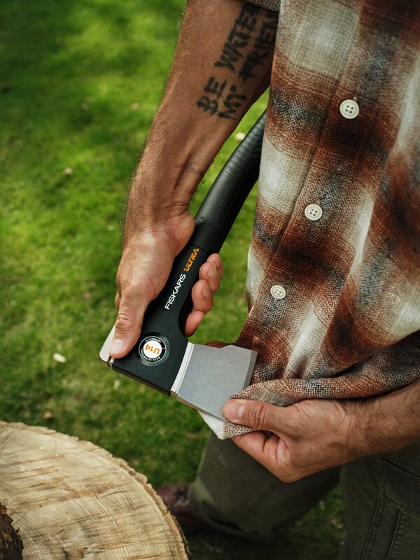 Fiskars Ultra universal axe U14, black, view 13