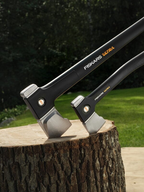 Fiskars Ultra splitting axe U32, black, decoration image