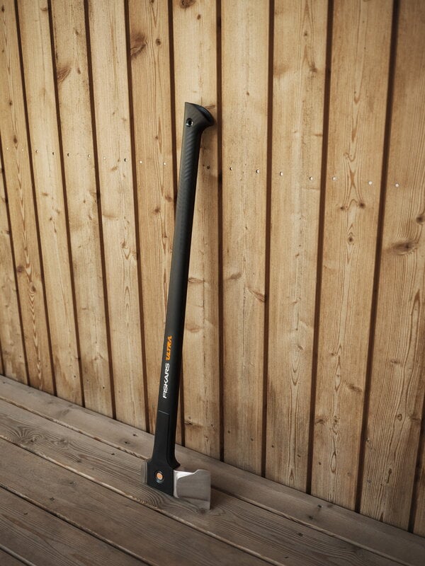 Fiskars Ultra splitting axe U32, black, decoration image