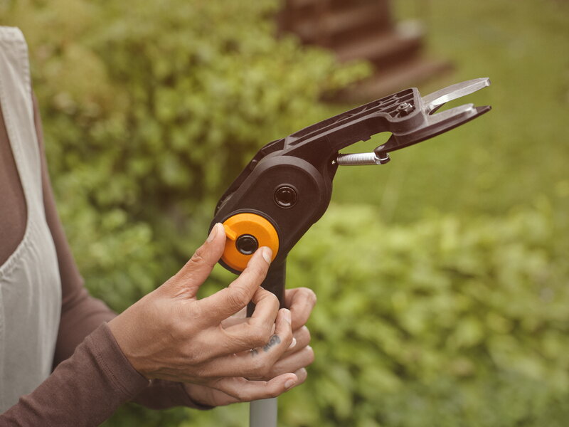 Fiskars Fiskars eLopper, bypass, decoration image