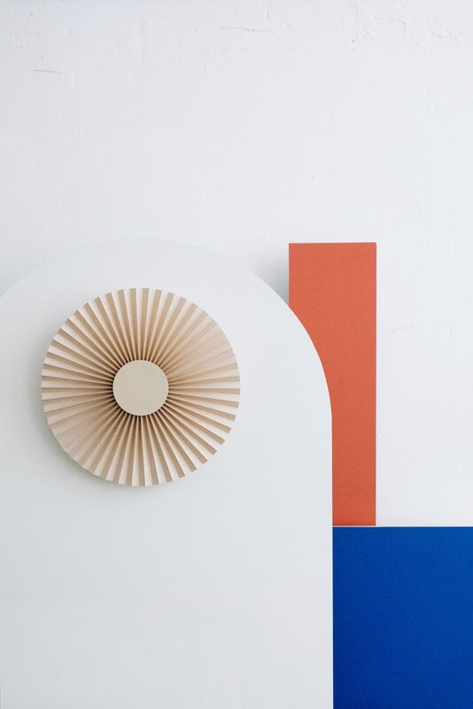 Hartô Applique murale Carmen, modèle 2025, 50 cm, sable doré, image décorative