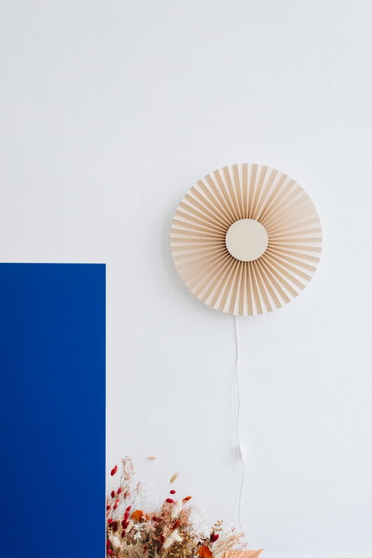 Hartô Applique murale Carmen, modèle 2025, 50 cm, sable doré, image décorative