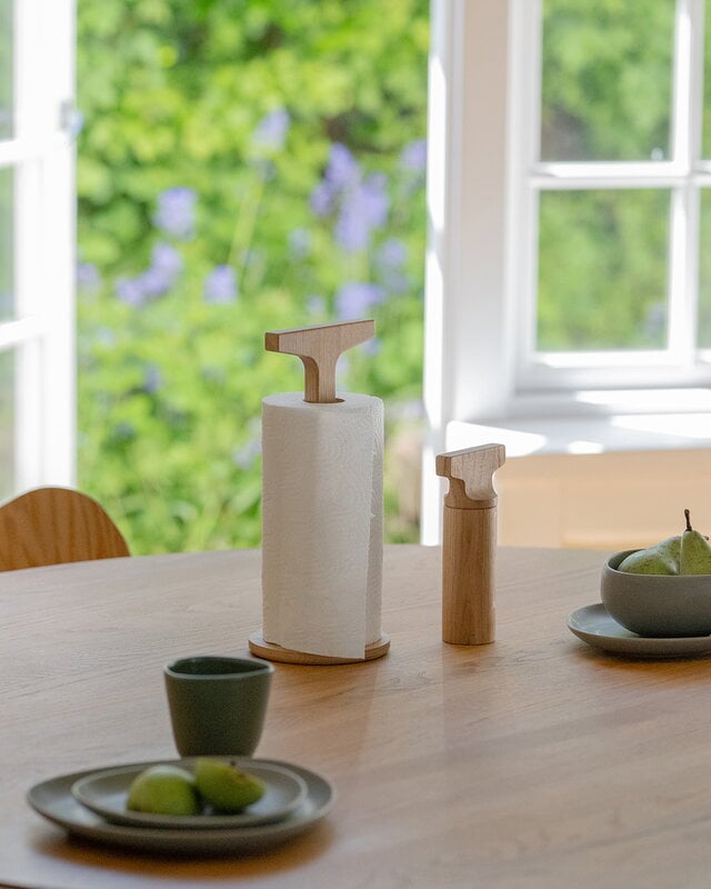 Ro Collection Toolie kitchen roll holder, oiled oak, decoration image