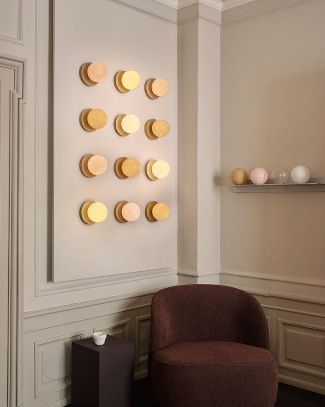 Nuura Liila 1 wall/ceiling lamp, medium, Nordic gold - rose, view 5