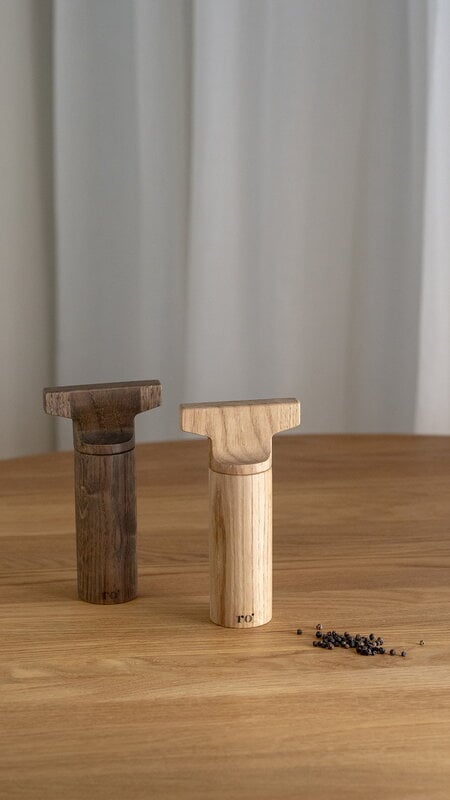 Ro Collection Toolie grinder, oiled oak, view 11