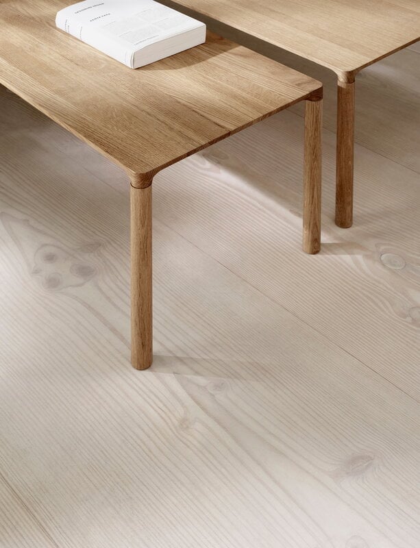 Fredericia Piloti Wood sohvapöytä, 120 x 39 x 41 cm, öljytty tammi, näkymä 2