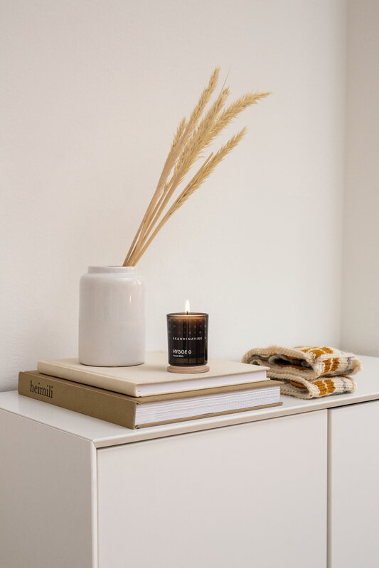 Skandinavisk Candela profumata con coperchio, HYGGE, piccola, immagine decorativa