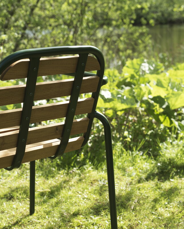 Normann Copenhagen Vig K sinojallinen Tuoli Robinia Puu Tummanvihre 
