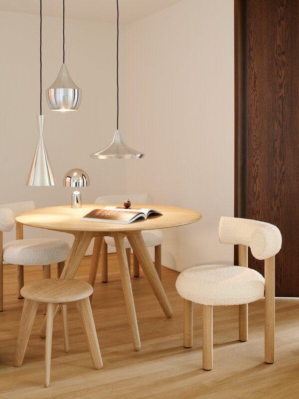 Tom Dixon Slab table, round, 120 cm, lacquered oak, decoration image