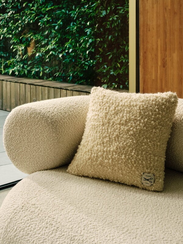 Tom Dixon Bobble cushion, 45 x 45 cm, natural, decoration image