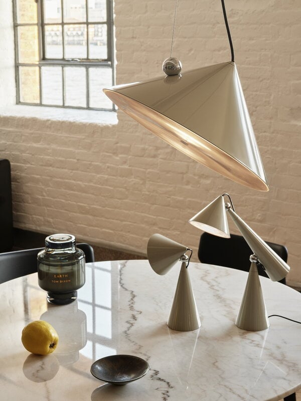 Tom Dixon Pose pendant lamp, 43 cm, putty, decoration image