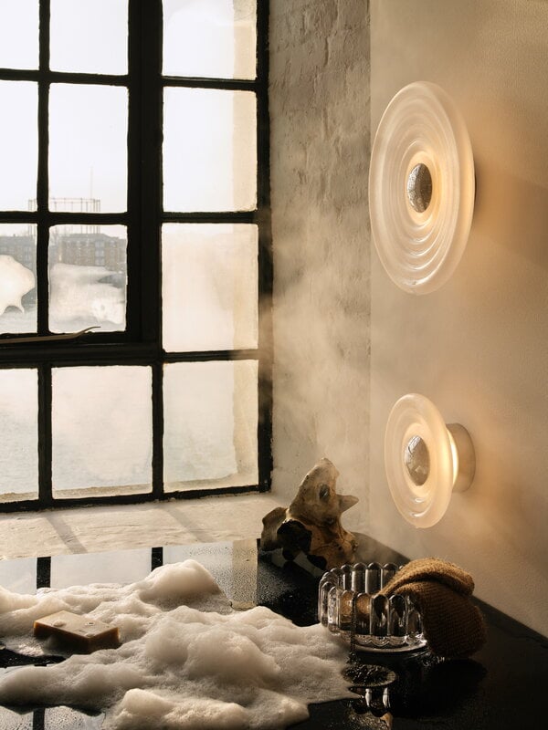 Tom Dixon Press Surface Mini LED applique murale, 2700K, givré, image décorative
