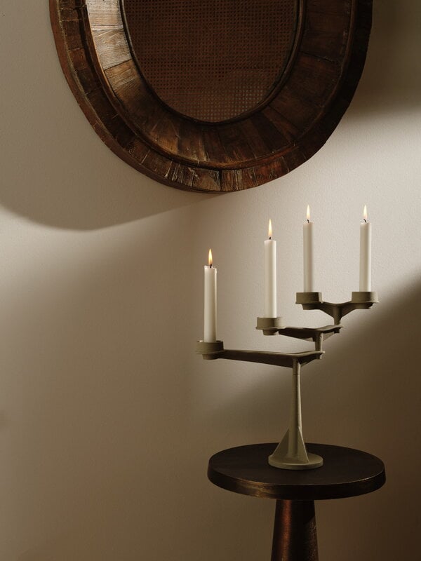 Tom Dixon Spin Mini ljusstake, putty, dekorationsbild