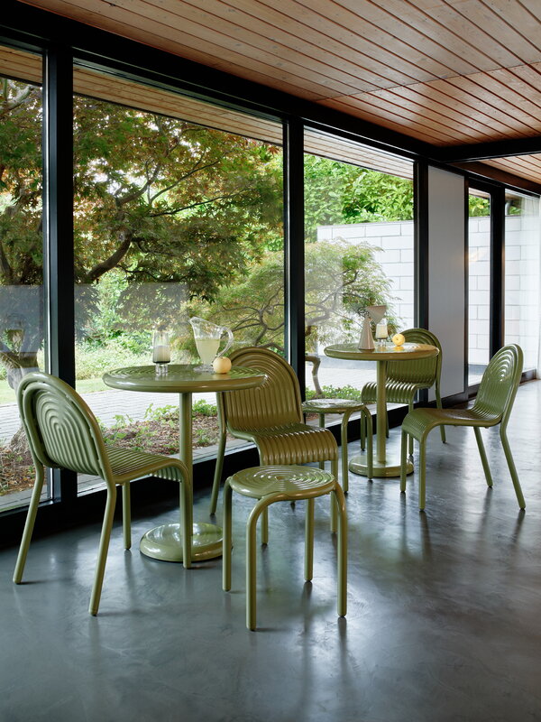 Tom Dixon Groove small round table, moss, decoration image