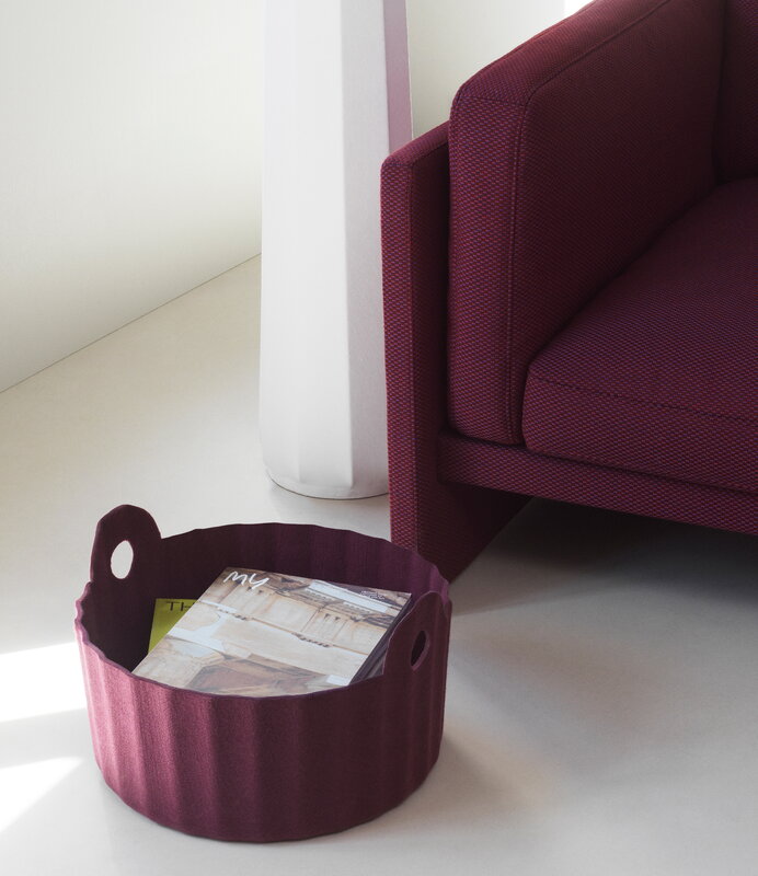 Normann Copenhagen Colu basket, burgundy, decoration image
