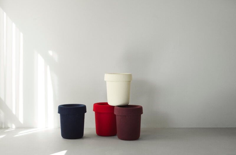 Normann Copenhagen Hide office bin, bright red, decoration image