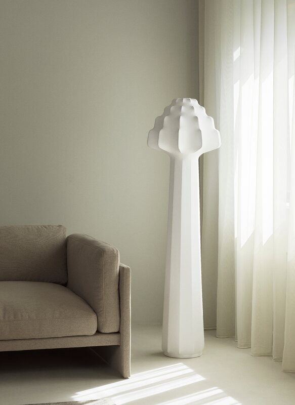 Normann Copenhagen Phantom lampada da terra, immagine decorativa