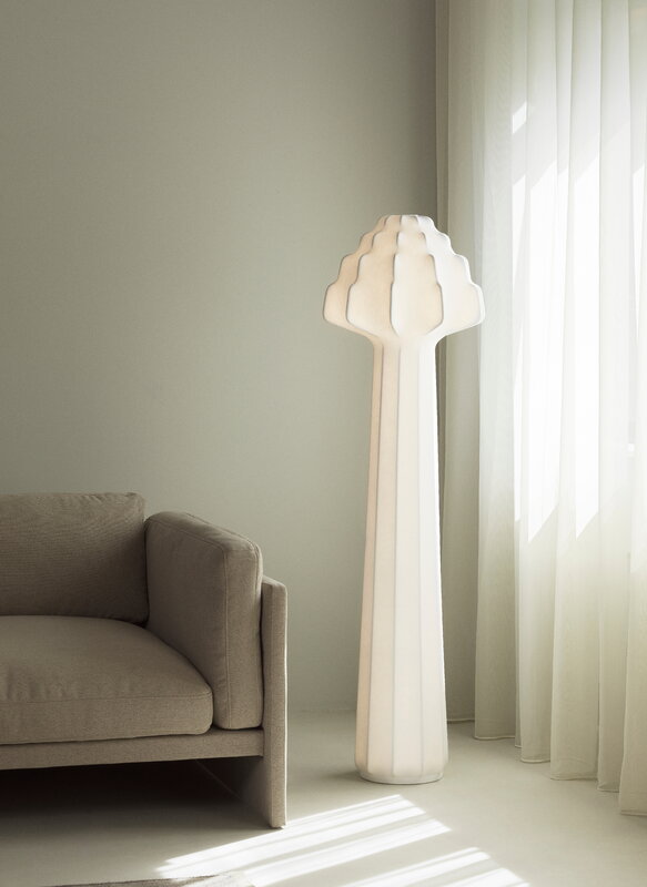 Normann Copenhagen Phantom lampada da terra, immagine decorativa