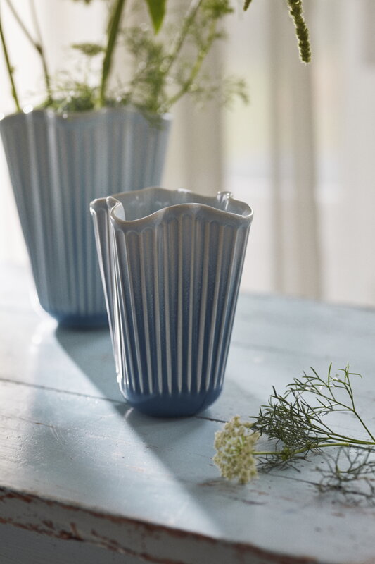 Kähler Hammershøi Unfold vase, 16,5 cm, blue, decoration image