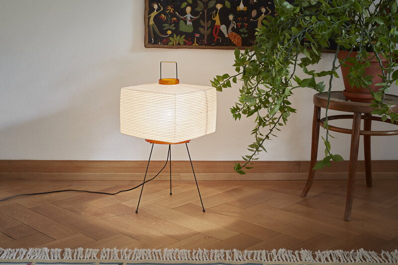 Vitra Akari 7A table lamp, decoration image