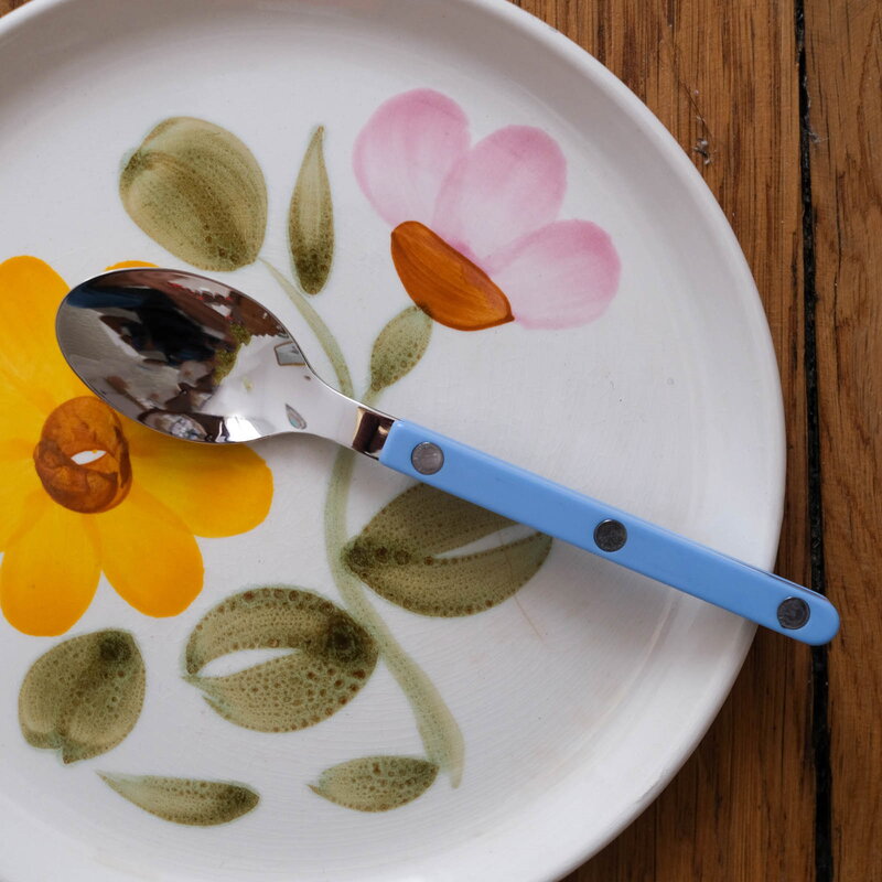 Sabre Paris Bistrot Solid tea spoon, pastel blue, decoration image