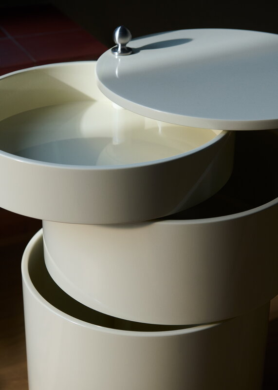 Verpan Barboy trolley, glossy creamy white, decoration image