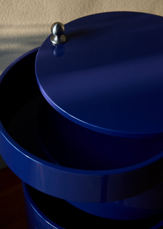 Verpan Barboy trolley, glossy deep blue, decoration image