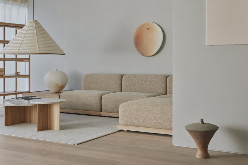Karimoku Case N-ST01 table basse, 100 x 100 cm, chêne laqué - marbre, image décorative