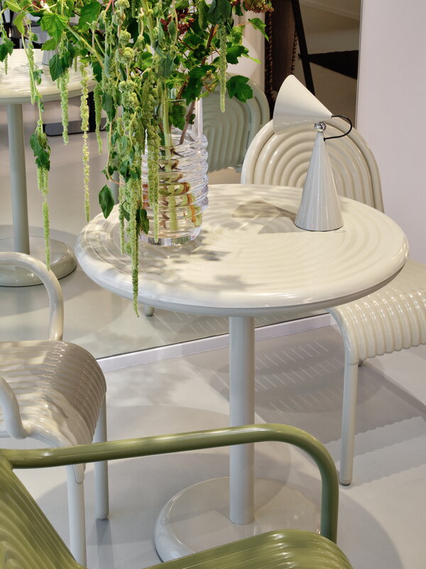 Tom Dixon Groove small round table, putty, decoration image