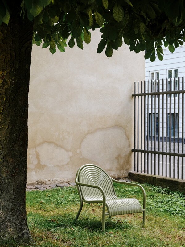 Tom Dixon Groove lounge chair, moss, decoration image