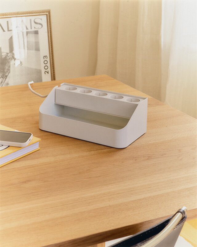 Pedestal Vassoio Power Beam, carbone - Kopio, immagine decorativa