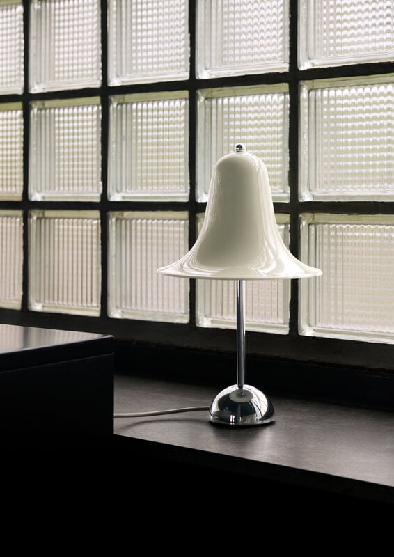 Verpan Pantop pöytävalaisin, 23 cm, cream white, sisustuskuva