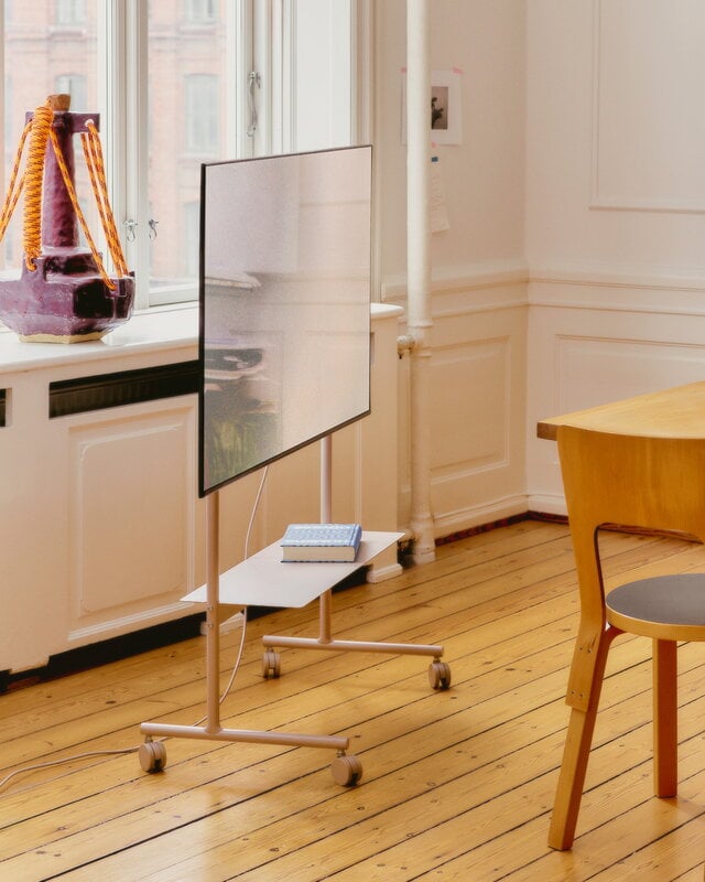 Pedestal Rover TV stand, oat, decoration image