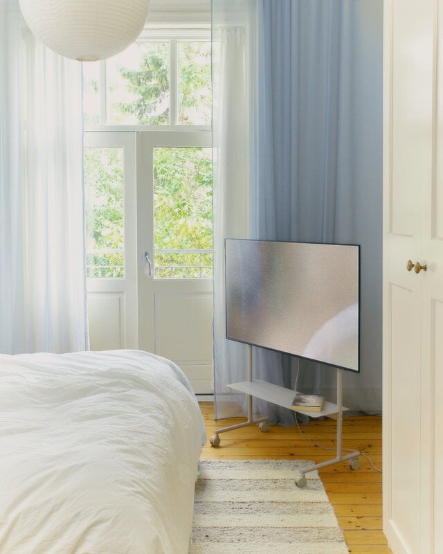 Pedestal Rover TV stand, oat, decoration image