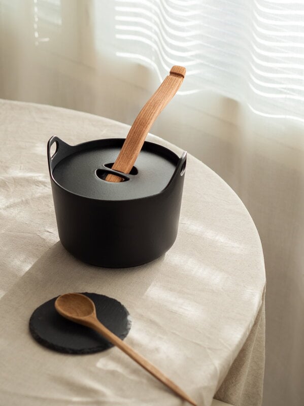 Iittala Sarpaneva cast iron pot 3 L, view 3