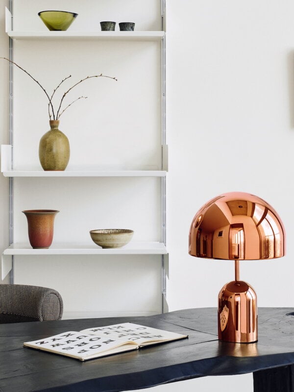 Tom Dixon Lampe de table Bell, LED, cuivre, image décorative