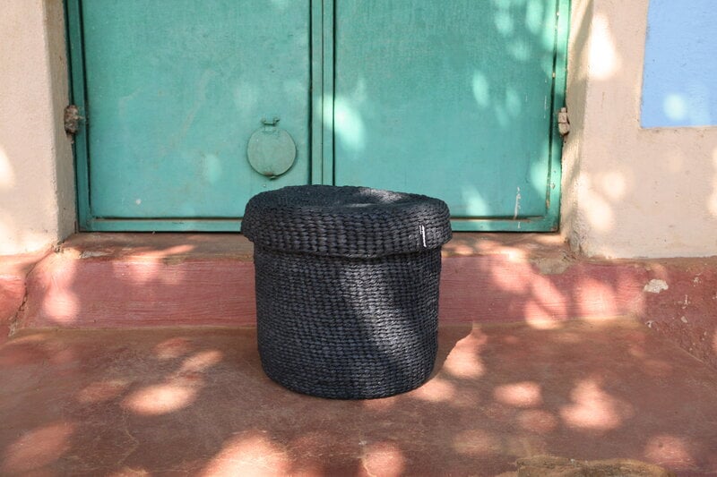 Mifuko Kiondo basket with lid, M, black, view 4