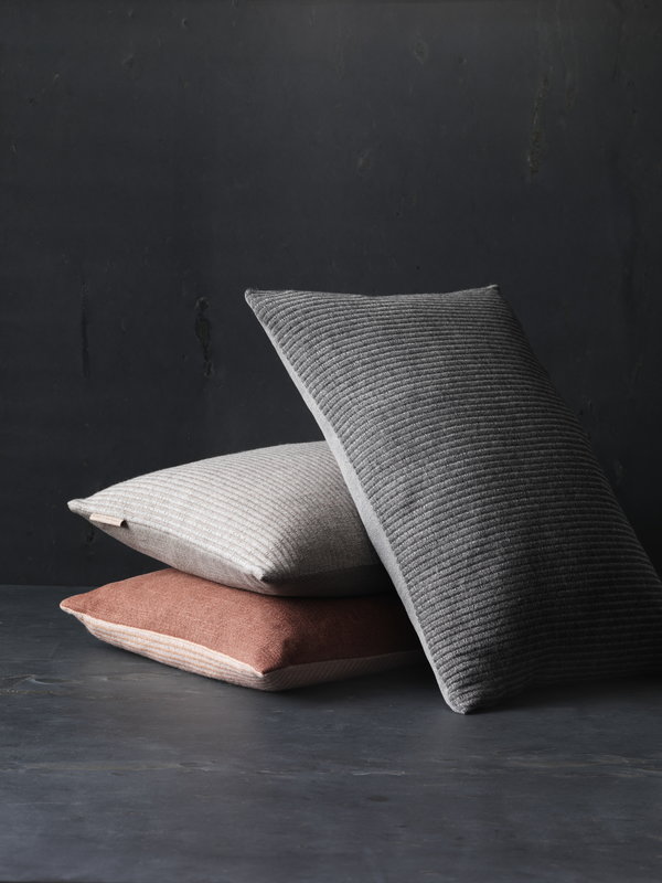 Fritz Hansen cushion, 40 x 60 cm, anthracite | Finnish Design Shop