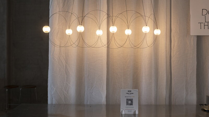 DCWéditions Munari 8 pendant lamp, black, decoration image