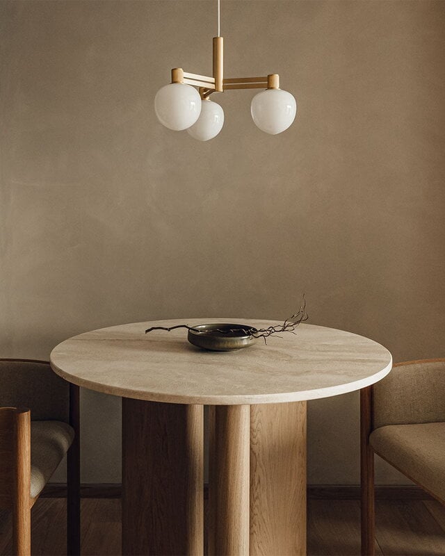 LYFA Memoir 120 III lampadario, ottone, immagine decorativa