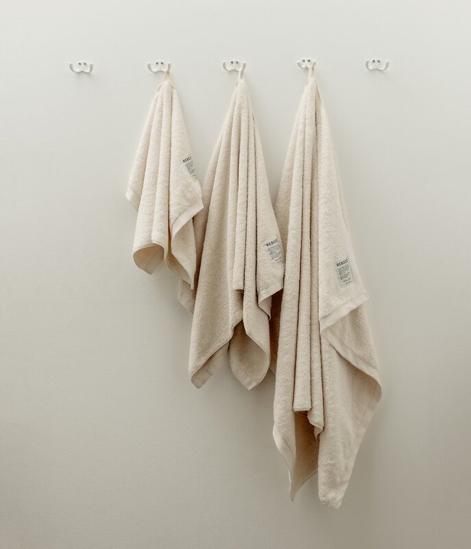 Reboco Hand towel, 50 x 80 cm, undone, view 3