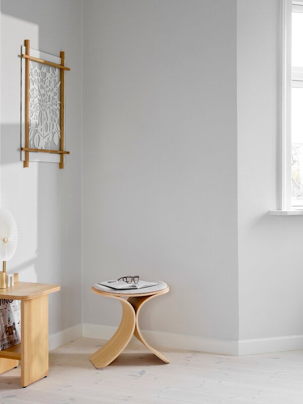Gejst Luno stool, oak - beige, decoration image